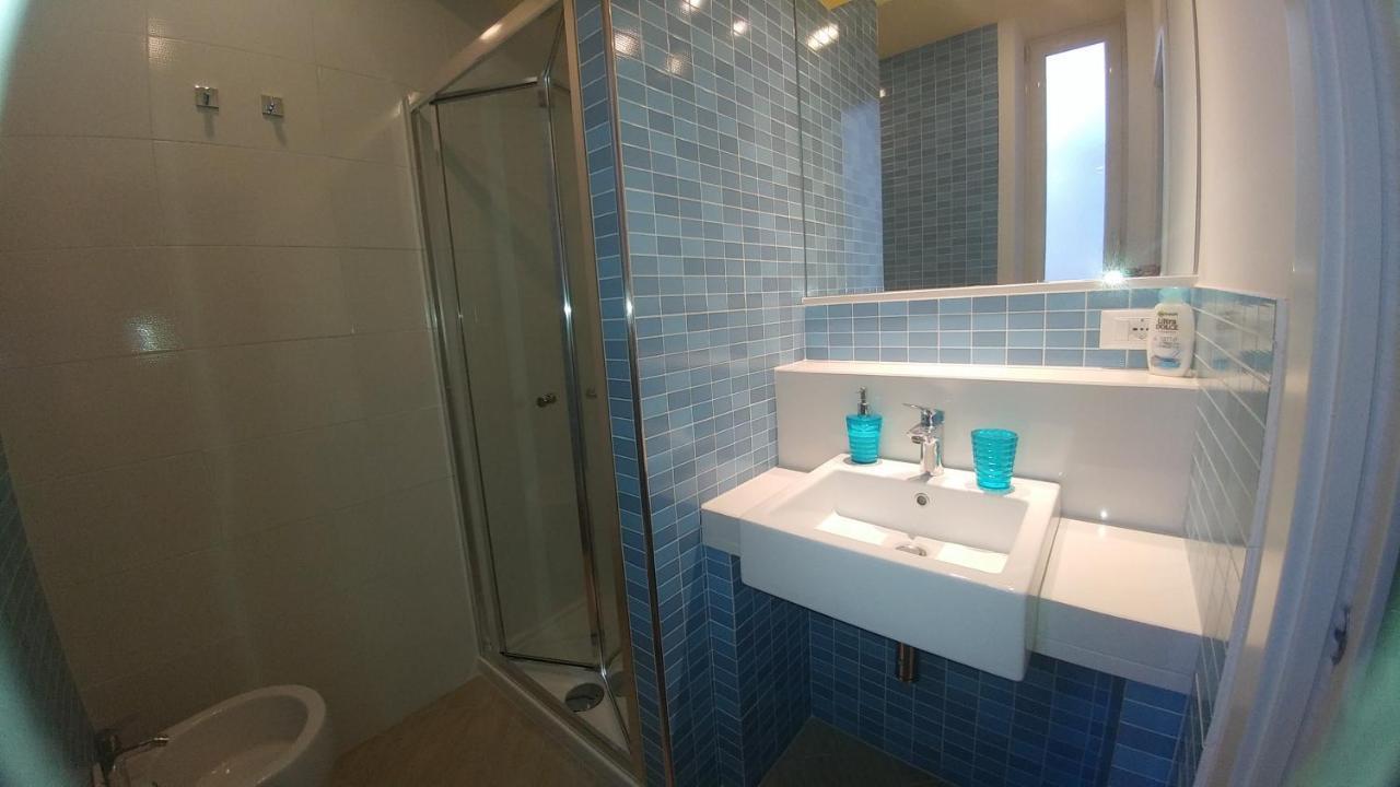 Hotel Kosie - Il Comfort Di Stile Con 2 Bagni Palermo Exterior foto