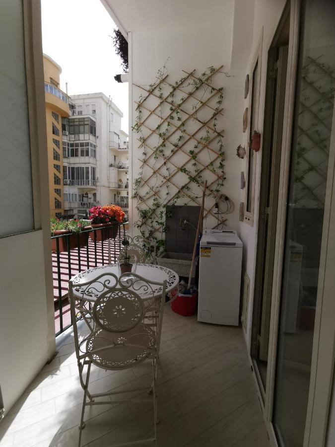 Hotel Kosie - Il Comfort Di Stile Con 2 Bagni Palermo Exterior foto